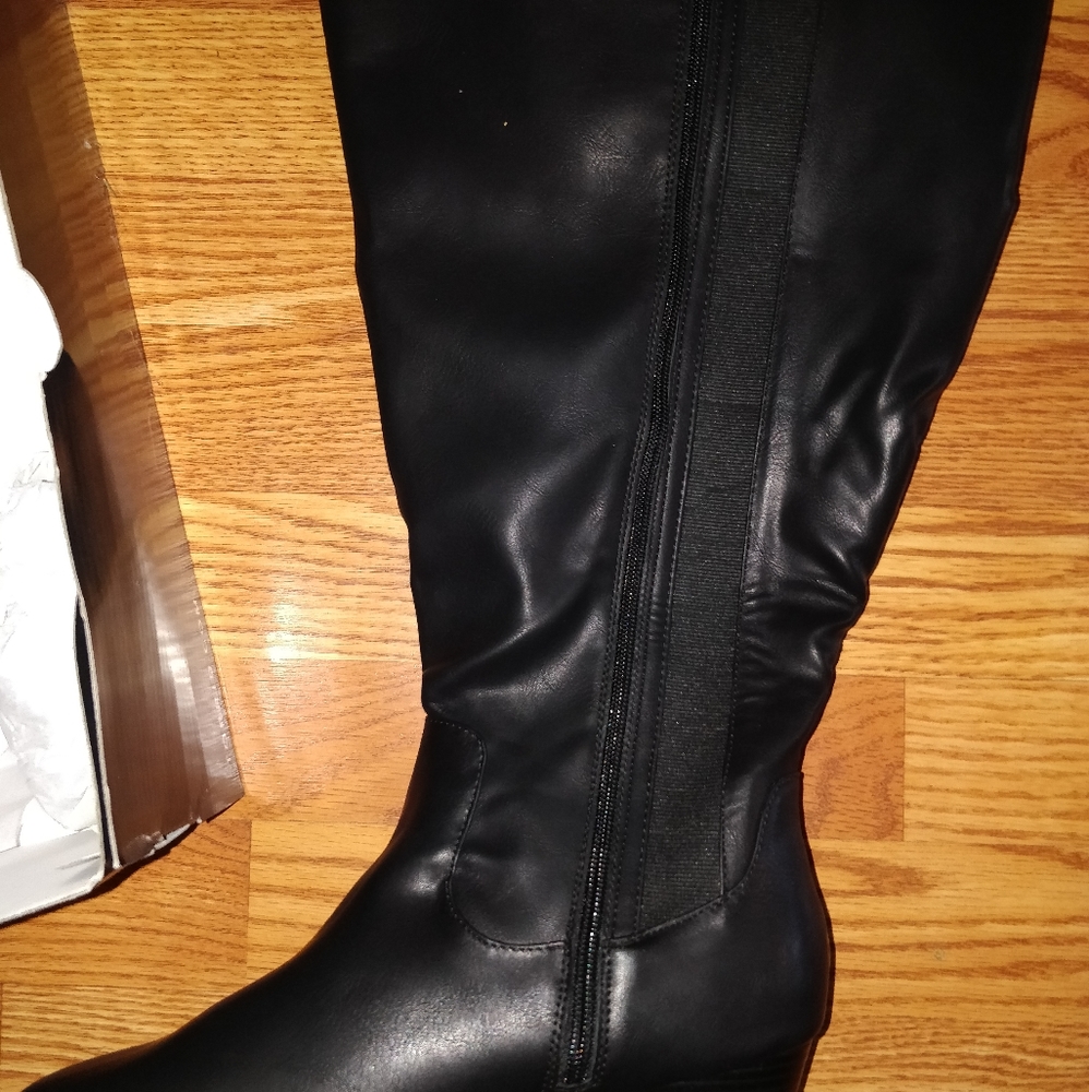 Torrid size 11 extra wide calf knee high boots